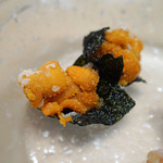 三谷 - 根室産の雲丹　Champagne Jacquesson Cuvée "735" Dégorgement Tardif Extra Brut 　を合わせて