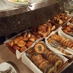 ブルーベランダ - パンがいっぱい