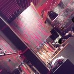 イップウドウ　タオ - 赤･黒･木目を基調としたｼｯｸ&情熱的雰囲気。