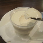 ブックカフェ 羽月 - CAFE&BAR　ウヅキ：吟醸あさりプリン 