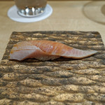 三谷 - 白酢〆の鰤　Egly-Ouriet Grand Cru Brut Rose Champagne を合わせて