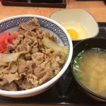 Yoshinoya - 並 たまご 味噌汁 で500円