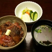 赤坂 津つ井 総本店 - ビフテキ丼ミニ