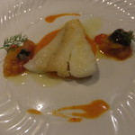 ヴォーロ・コズィ - 平目のソテー　赤ピーマンのソース