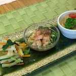 ナチュラル カフェ ヒ・ミ・ツ基地 - 季節の３種盛り