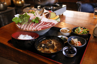 仙人小屋 - 熊焼肉定食☆