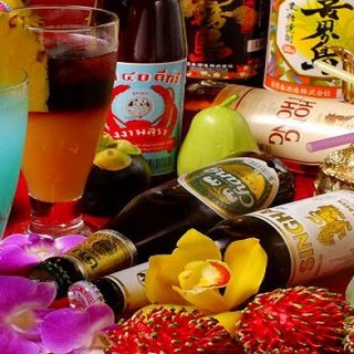 泰國啤酒、雞尾酒等飲料也很豐富★