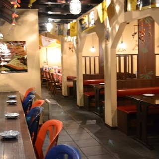 The inside of the store is like a Thai food stall♪