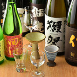 すし割烹悠水 - 常時10～20種の地酒をご用意しております