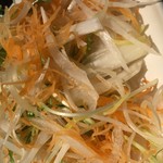 しゃぶしゃぶすき焼き ふうふう亭 縁席 - どんな食べ方をしてもOKな細切り野菜！