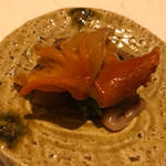 鮓 きずな - 閖上赤貝と菜の花の辛子和え