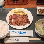 Morinomiyakotasuke - 2017.3 牛たん焼（塩）セット（とろろ無 1.5人前5枚 2,246円、内税）