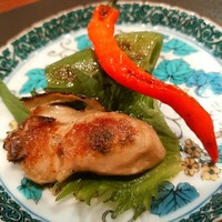 鉄板焼き いわ倉 - 牡蠣のオイル蒸し　万願寺とうがらし　伏見とうがらし
