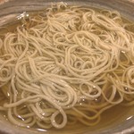 蕎麦 流石 - 細くしっとり絡む蕎麦