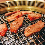 えいゆー - ▲上カルビ焼き焼き(◞ꈍ∇ꈍ)◞