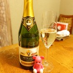 foujita - フェット・ドール・ブリュット　2900円