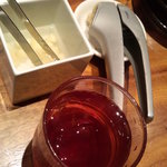 イップウドウ　タオ - 粒ﾆﾝﾆｸはｸﾗｯｼｬｰで潰せます。お冷はﾊｲﾎﾞｽﾃｨｰ。脂分解します。