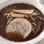 醤油ラーメン 780円