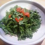 讃岐うどん あ季 - 春菊サラダ