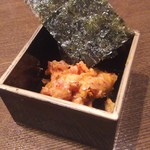 手打ちそば八轟 - お通し(キムチねぎとろ)