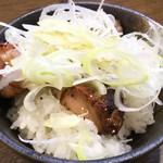 らーめん 楓 - ネギ塩豚めし