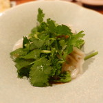 パクチー水餃子