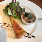 Bistro Vin Vino - オードブル盛合せ、タコのマリネとキッシュ