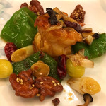 黄龍 - 大海老と秋野菜、クルミの飴炊き炒め…エビプリプリで、お野菜美味しくて、ほの甘い…美味し美味し！と箸が止まりませんでした