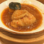 黄龍 - 大山鶏と南京のもち米蒸し 蓮の香り…開けて蓮の葉剥いて〜湯気と蓮の葉の香りフンワリ〜…贅沢です！(((o(♡´▽`♡)o)))