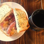 珈琲焙煎所　旅の音 - 