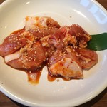 本格焼肉・韓国家庭料理 食辛房 - 鶏モモ