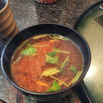 とんかつ マンジェ - 旨みたっぷりタピオカ入りの赤だし