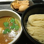 煮干し中華そば一燈 - あっさり淡麗煮干しつけ麺 800円
