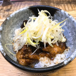 めん屋 元助 - チャーシュー丼