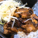 めん屋 元助 - 白髪ねぎとよく合います。