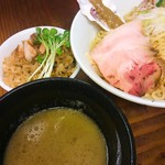 貝ガラ屋 - 濃厚牡蠣つけ麺貝めしセット １０７０円  ちょっと値上がりしたよう。