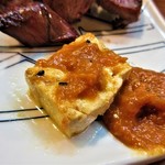 酒蔵 力 - 豆腐に味噌をつけて