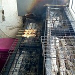 炭火焼き鳥 むぅちゃん - 焼き上げ中