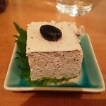 岸本食堂 - チーズを練り込んだ豆腐