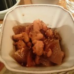 岸本食堂 - 地場のこんにゃくなどを使った煮物