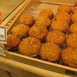 パンの木箱 - 半熟たまごのカレーパン