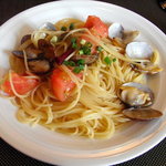 カーサ カルマ - アサリとフレッシュトマトのパスタ