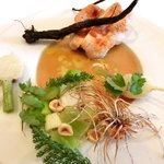 ラ・リューン - メニューB 1575円 の鶏肉と野菜とフルーツの一皿