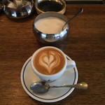 コーヒーハウス ニシヤ - マキアート（350円）