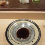 寿司つばさ - 河豚は醤油で