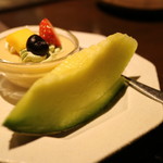 本家伴久 - 水菓子「メロン/キャラメルプリン」