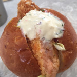 ブーランジェリー・ゼロサンゴ - 2017年3月上旬 エビカツサンド ¥280前後。