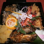 文福 - おせち料理１　子持ち鮎やあわび等が文福っぽい