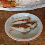 ひもの万宝商店 - 鯖の燻製（サービス）