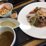 野菜がおいしいレストラン LONGING HOUSE - カレーセット？